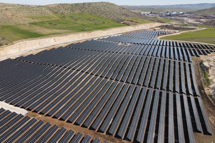 Cengiz Holding, yeni GES yatırımıyla sanayi tüketimindeki 'yenilenebilir' payını artıracak