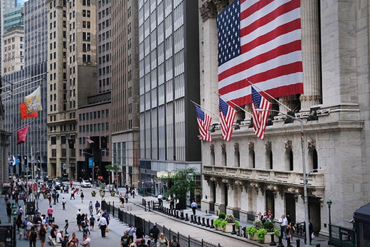 New York borsası karışık seyirle açıldı