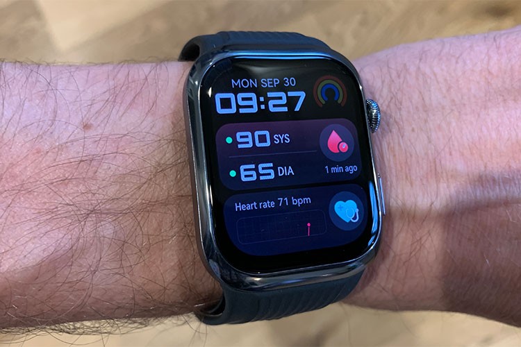Huawei Watch D2'nin Türkiye'deki ilk stokları tükendi