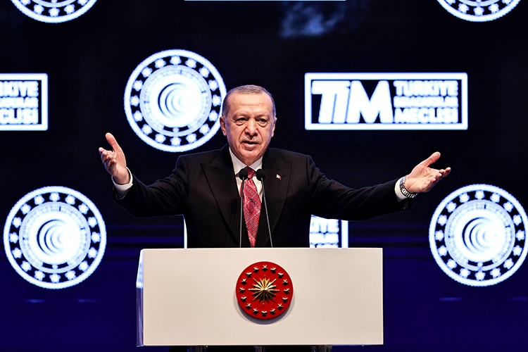 "İhracatımız yüzde 32.9 arttı"