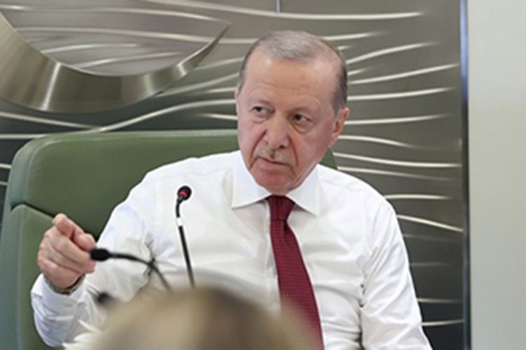 "Kazakistan'la ticareti 15 milyar dolara çıkarmak istiyoruz"