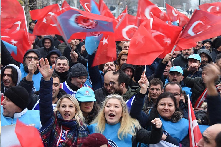 İşçilerin yüzde 13.9'u sendikali