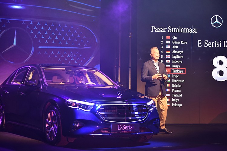 Yeni Mercedes-Benz E-Serisi Türkiye'de