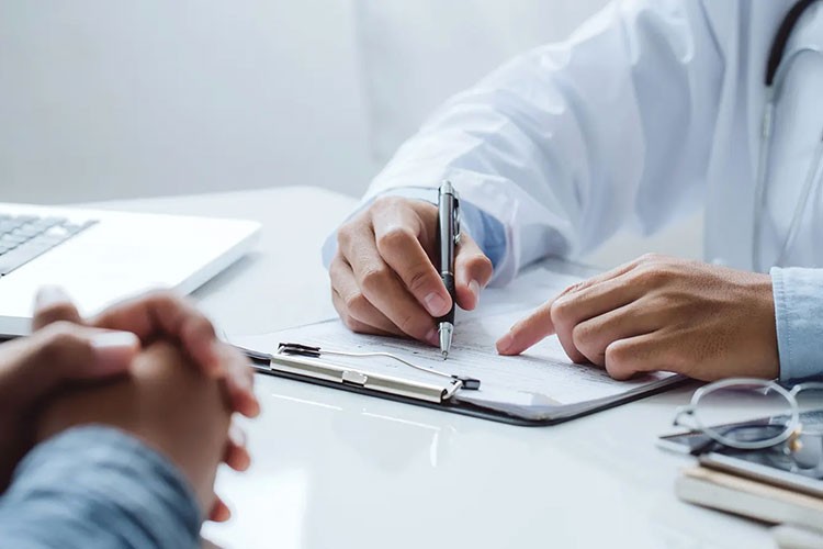 Yılda en az bir kez sağlık kontrolü yaptırmalı