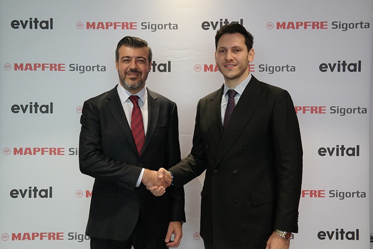 Dijital sağlıkta hizmet ve erişim genişliyor