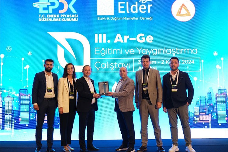 "Mobil Süper Şarj Cihazı Projesi"nde prototip üretimi tamamlandı