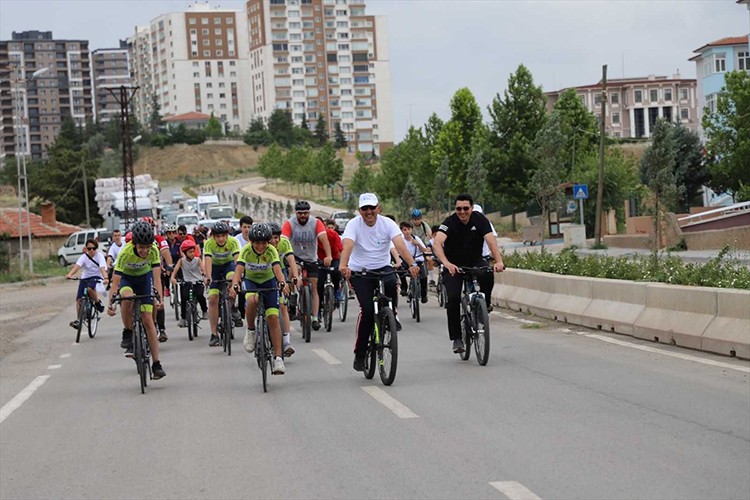 Kırıkkale'de pedallar sağlık için çevrildi