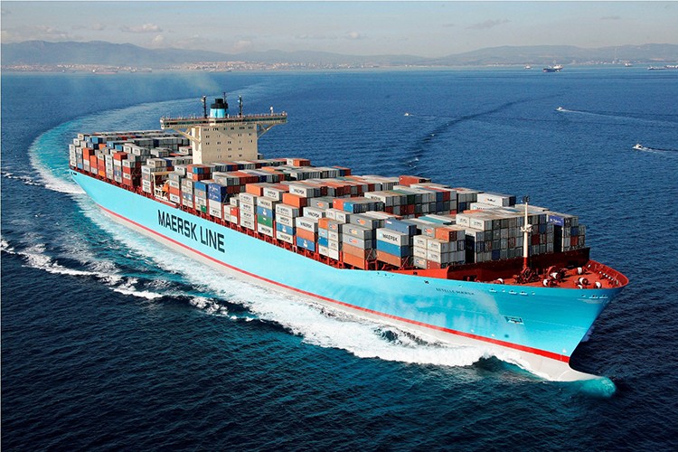 Maersk gemisi yüzlerce konteyner kaybetti