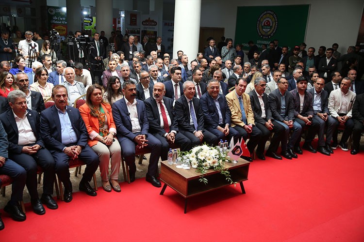 Diyarbakır'da "16. Mezopotamya Tarım ve Hayvancılık Fuarı" açıldı