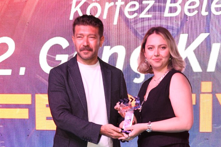 Oyunculuk kariyerinde hızlı adımlar