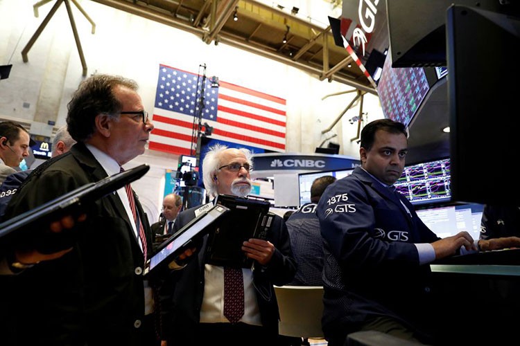 Wall Street düşüşle açıldı