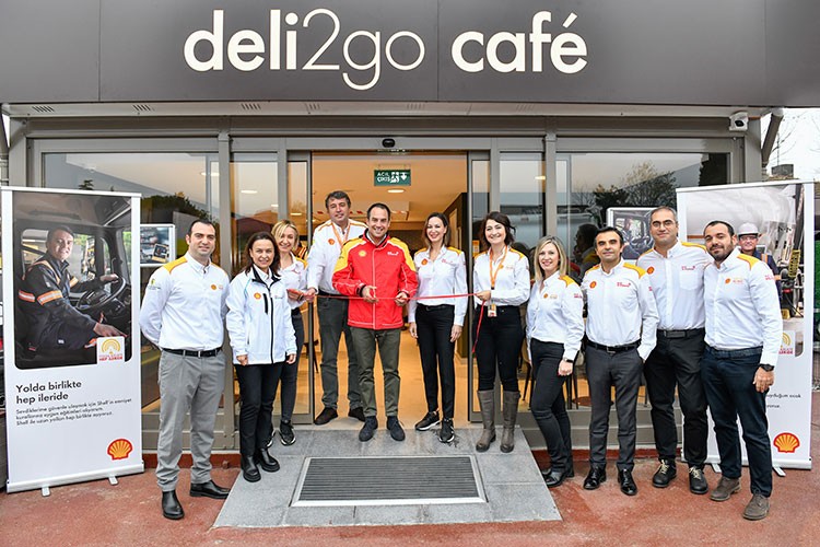 "Yolda birlikte, hep ileride"