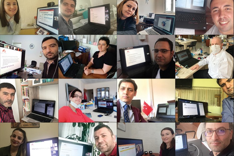 Öğretmenleri Dijital Dünyaya Hazırlıyor