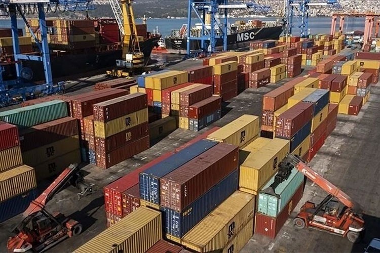 Sakarya'dan ilk 4 ayda 1,6 milyar dolarlık ihracat