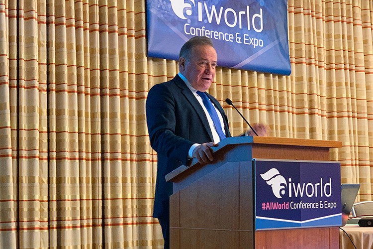 6 ayda dünyaya açılacak