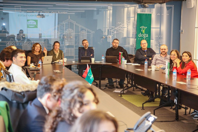 Doğa Koleji öğrencileri İş Projelerini t-MBA İnkübasyon Merkezinde Danışma Kuruluna Sundu