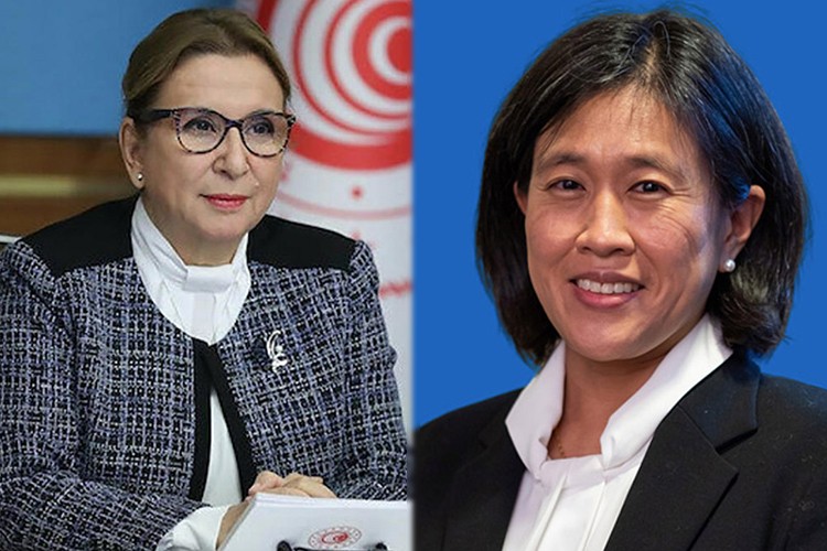 Pekcan, Tai ile görüştü