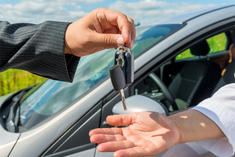 Otomotiv satışları kasımda 1 milyon barajını aştı