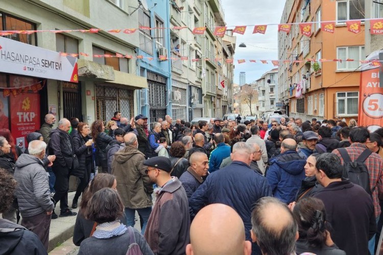 Türkiye Komünist Partisi Kadıköy'ün ilk seçim bürosunu Hasanpaşa'da açtı
