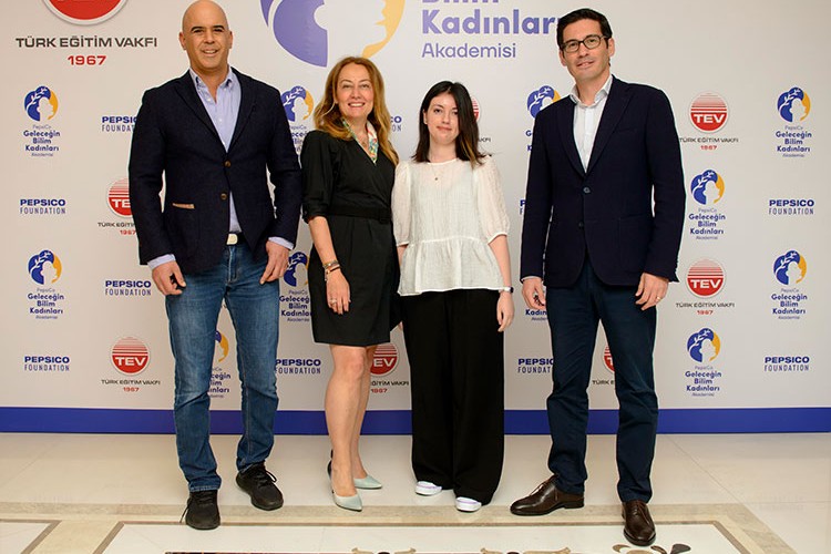 Geleceğin bilim kadınları akademisi devam ediyor