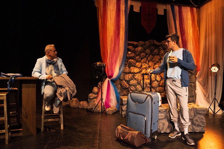 "Ölümün Tersi arzudur" bugün sahnede