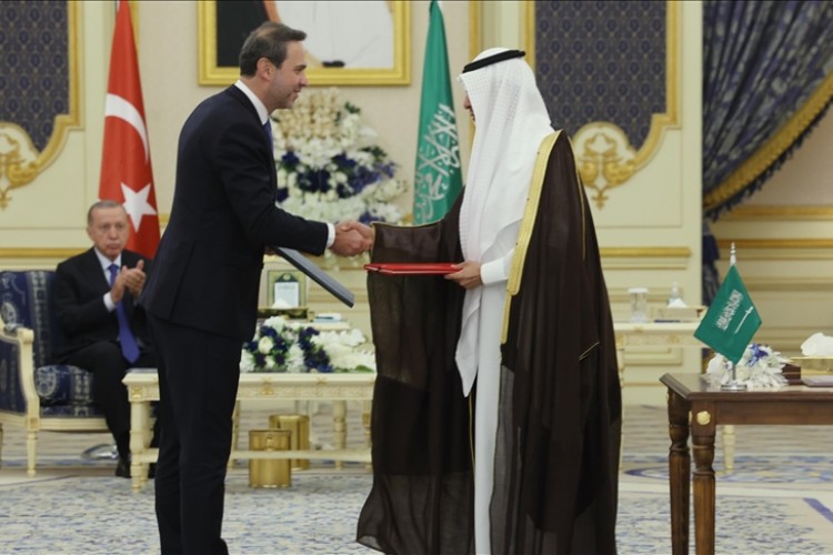 LİDER DİPLOMASİSİ İHRACATA OLUMLU YANSIDI