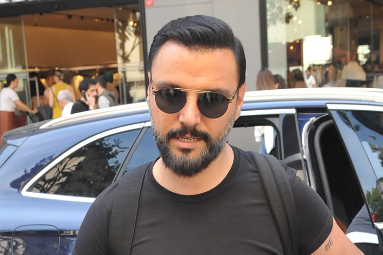 Alişan eski dostlarıyla küs mü?