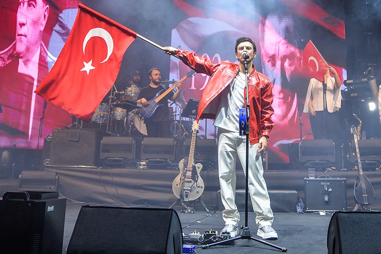 Antalya'da Burak ile bayram coşkusu zirve yaptı