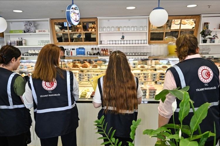 Ticaret Bakanlığı ekipleri İstanbul'da kafe ve restoranları denetledi