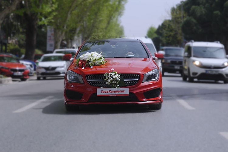 MediaMarkt Türkiye'nin 'Gelin' Arabası büyük ilgi gördü!