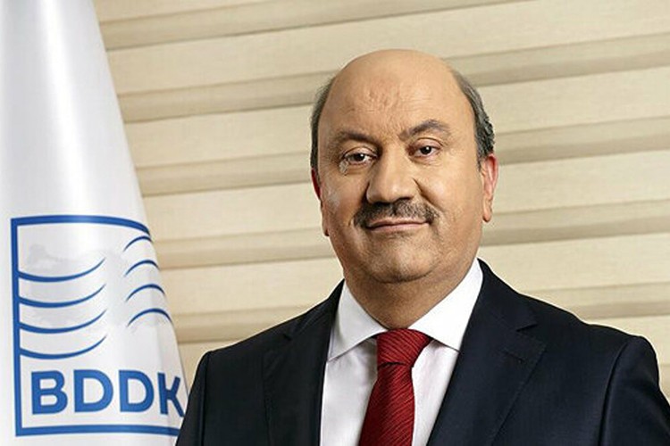 "TL'ye sahip çıkılmalı"