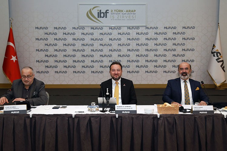 Zirve ticaret hacmini 3 milyar $ büyütecek