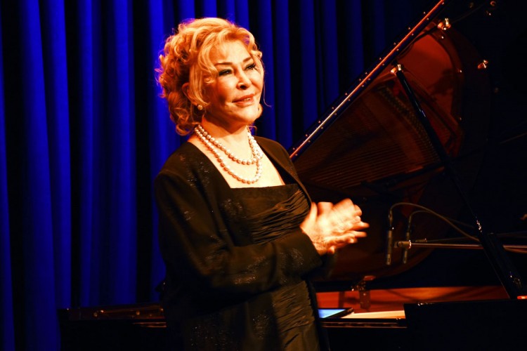 Piyanist Gülsin Onay, Bodrum'da konser verdi