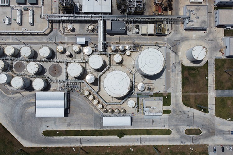 Bilecik'teki rafineride atık yağlardan yılda 45 bin ton baz yağ üretiliyor