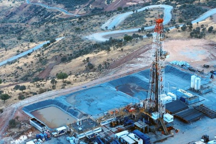 Gabar'da günlük petrol üretimi 35 bin varille rekor kırdı