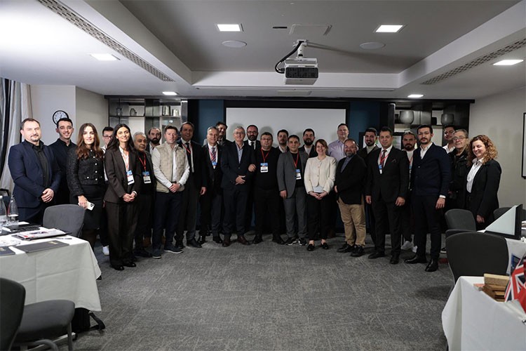 Akdenizli firmalar İngiltere'ye odaklandı