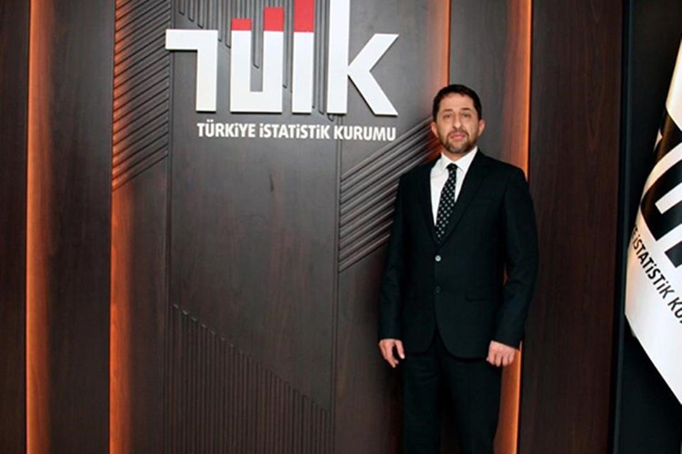 TÜİK Başkanı Dinçer'in yerine Erhan Çetinkaya atandı