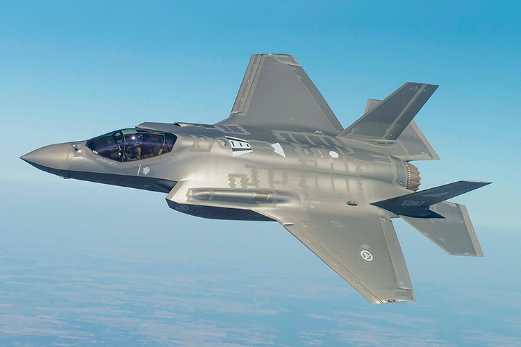 Almanya, F-35 savaş uçağı filosunu büyütmek istiyor