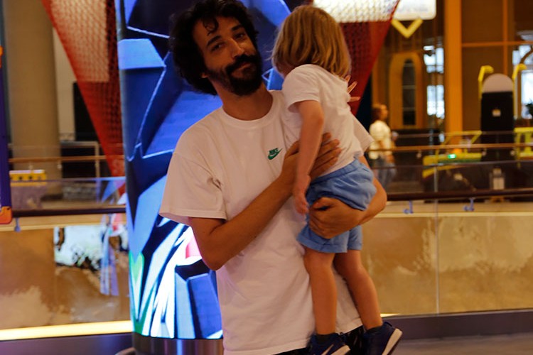 Baba - oğul eğlence