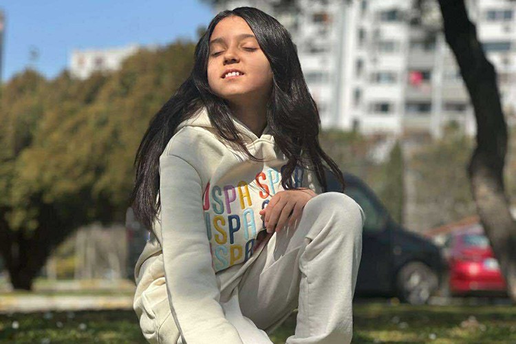 Minik bir yıldız doğuyor