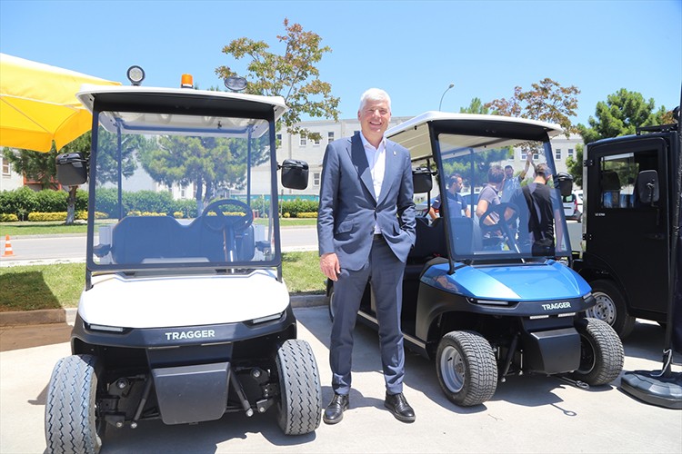 Yıl sonunda 13 milyar dolar ihracat hedefliyor