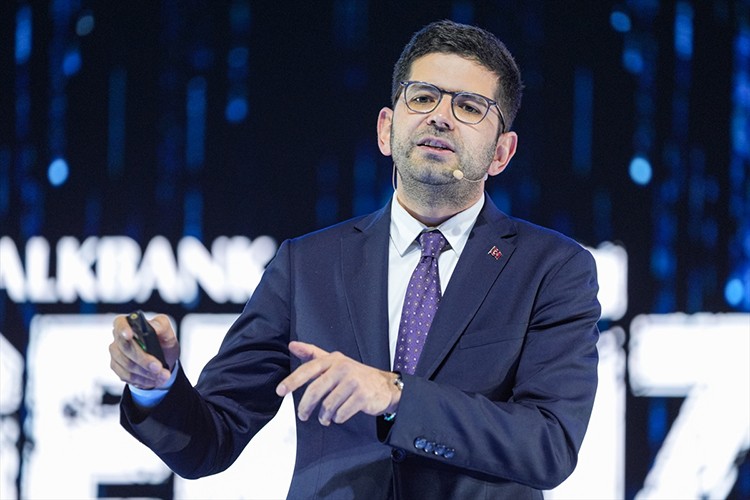 "Sizin hayatınızı kolaylaştırmak için çalışıyoruz"