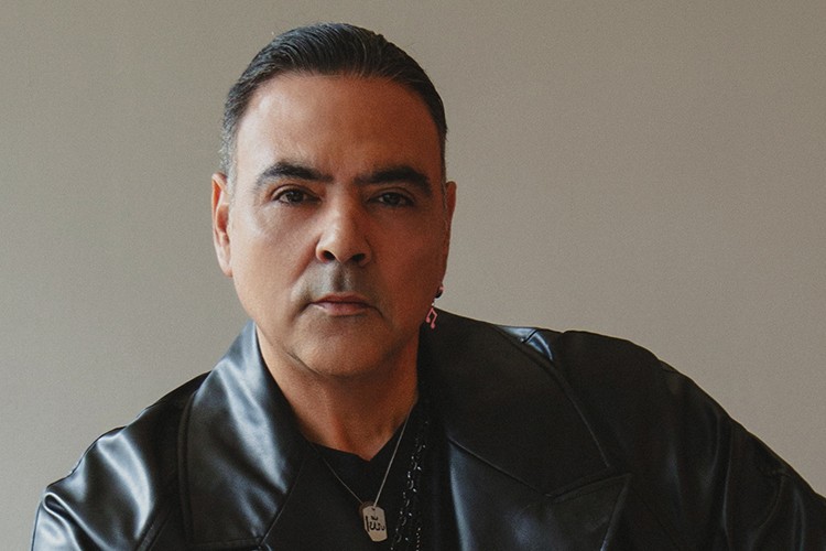 Huzur ile bambaşka bir Ozan Orhon