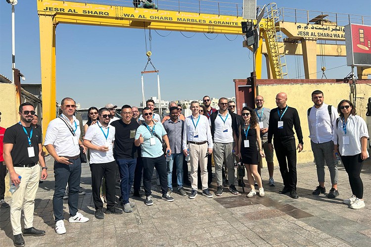 Türk doğaltaş ihracatçıları Dubai pazarında şanslı