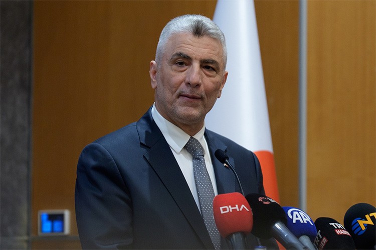 "900 metrekarelik bir pavilyon ile ülkemizi temsil edeceğiz"