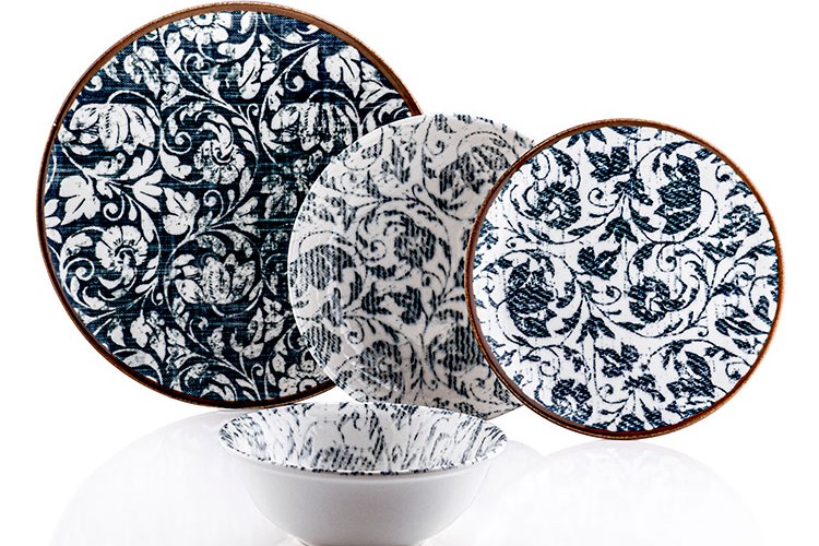 Sofralara Sanat Getiriyor