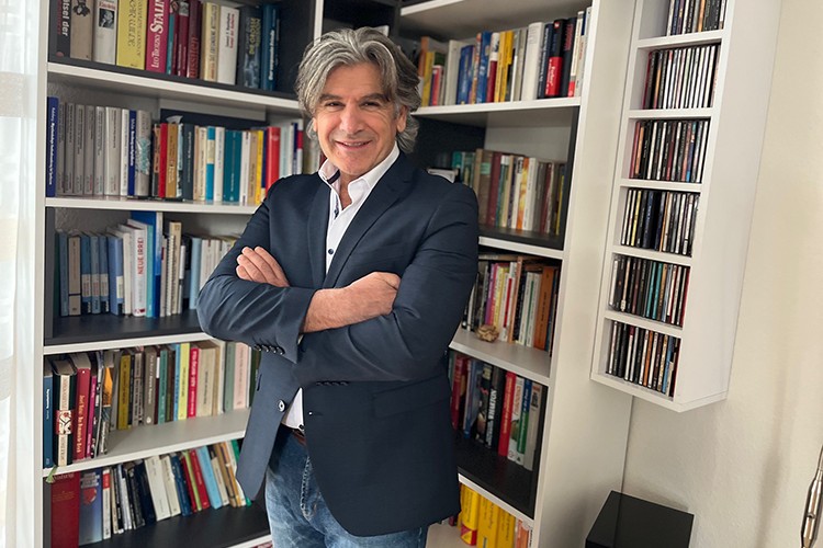 Yaşlanan Alman nüfusunun sağlık çalışanına ihtiyacı var