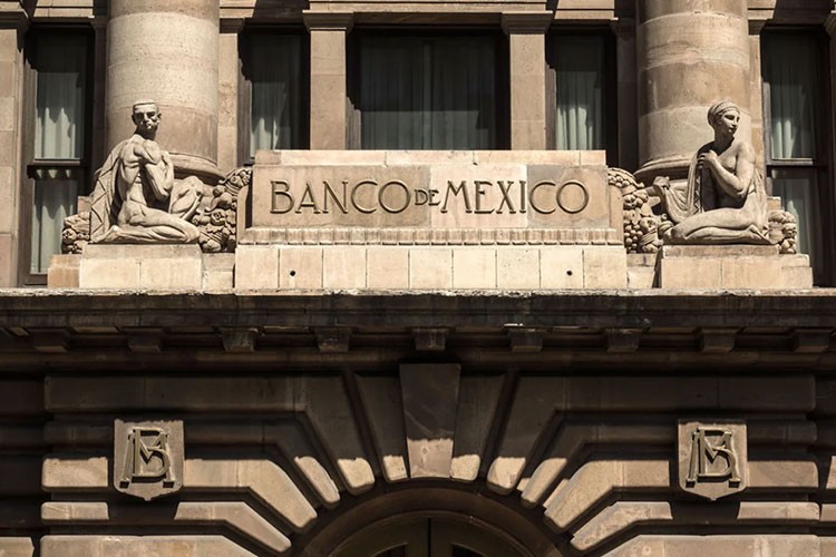 Meksika 25 baz puanlık faiz indirimine gitti