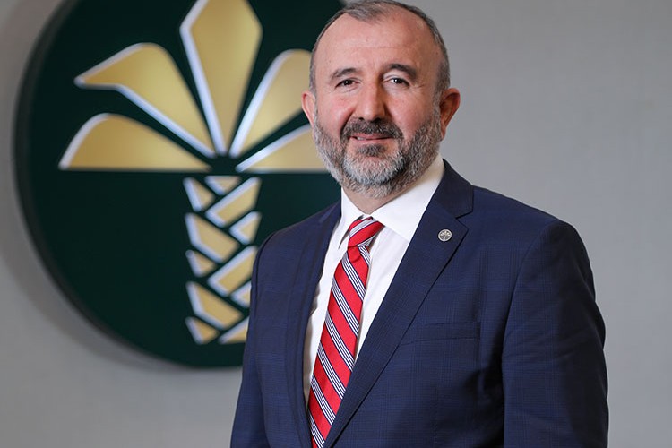 "Dünyaya açılıyoruz"