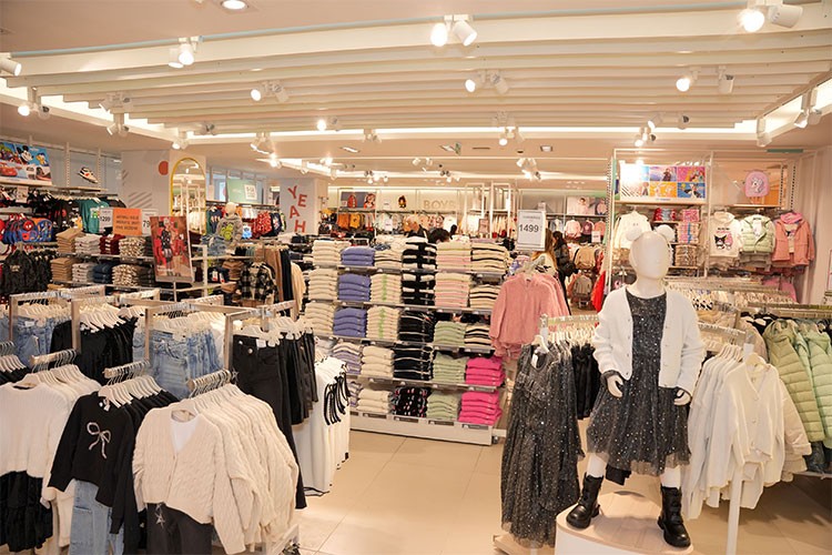 LC Waikiki global arenadaki 15. yılını kutluyor